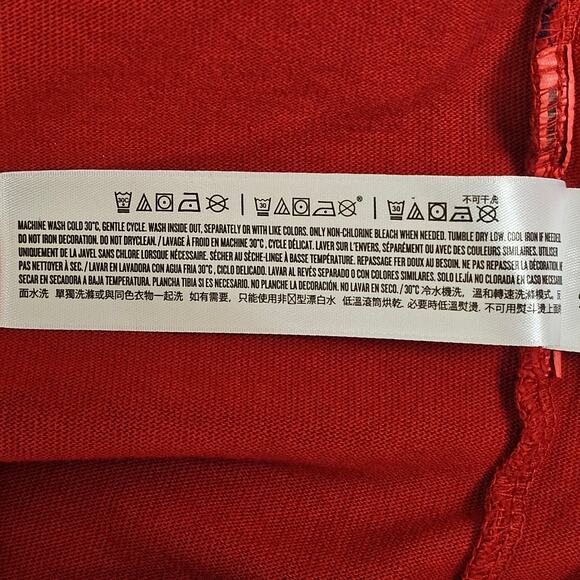 Mickey's Very Merry Christmas Party 2023 Red Spirit Jersey Size L - Picture 8 of 10